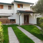 Будинок відпочинку Villaggio Danubio Бібіоне