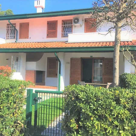 Prázdninový dům Villaggio Danubio *